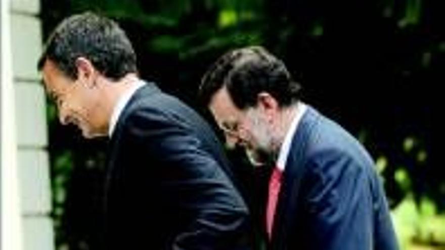Los líderes del PSOE y el PP aplazan el pacto sobre el TC
