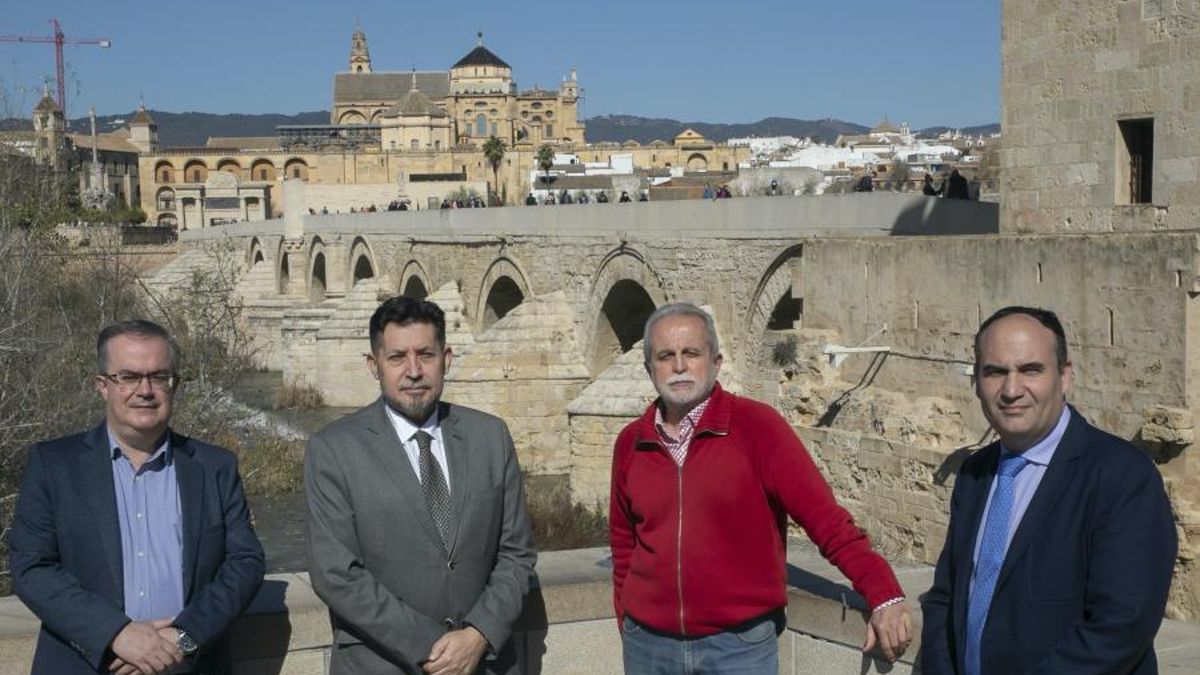 Manuel Rivera, Fernando Lara, Desiderio Vaquerizo y Ricardo Hernández, coordinadores del congreso.