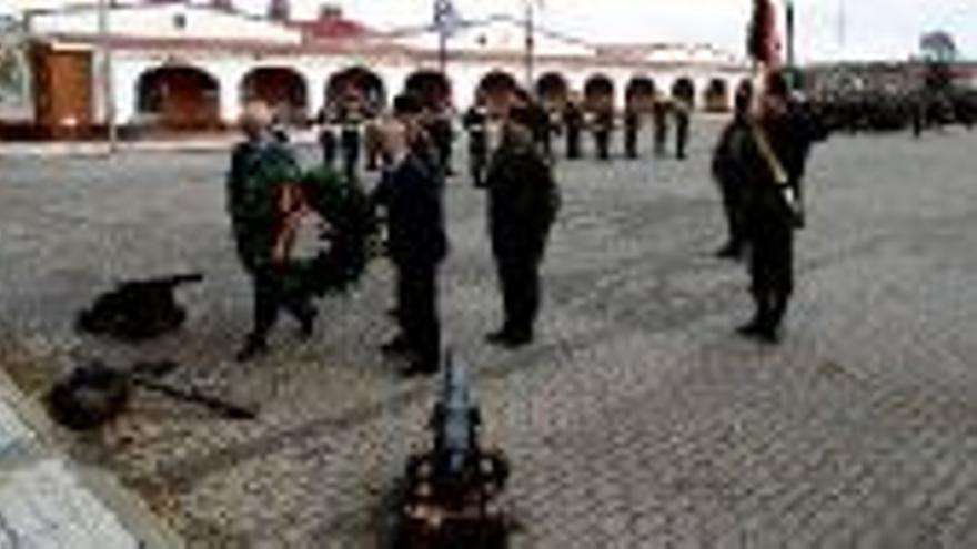 Visita de los veteranos de las Milicias Universitarias