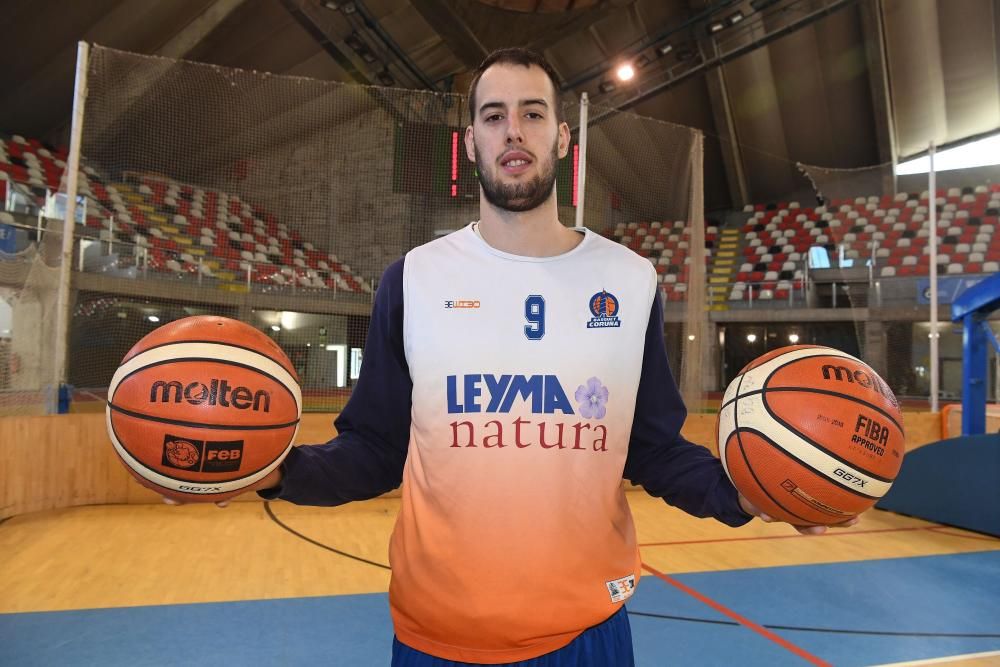 Primer entrenamiento de Víctor Serrano en Riazor