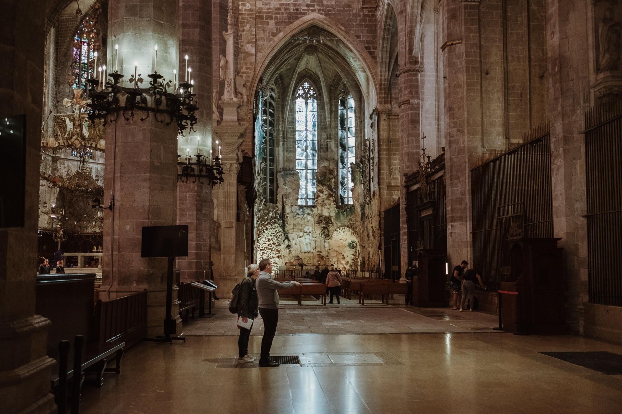 Descansar para siempre en la Seu: La Catedral estrena columbarios