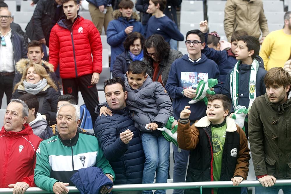 Los aficionados en el Arcángel