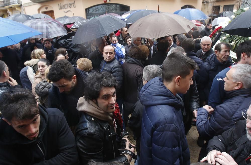 Multitudinario adiós al joven futbolista Nacho Barberà