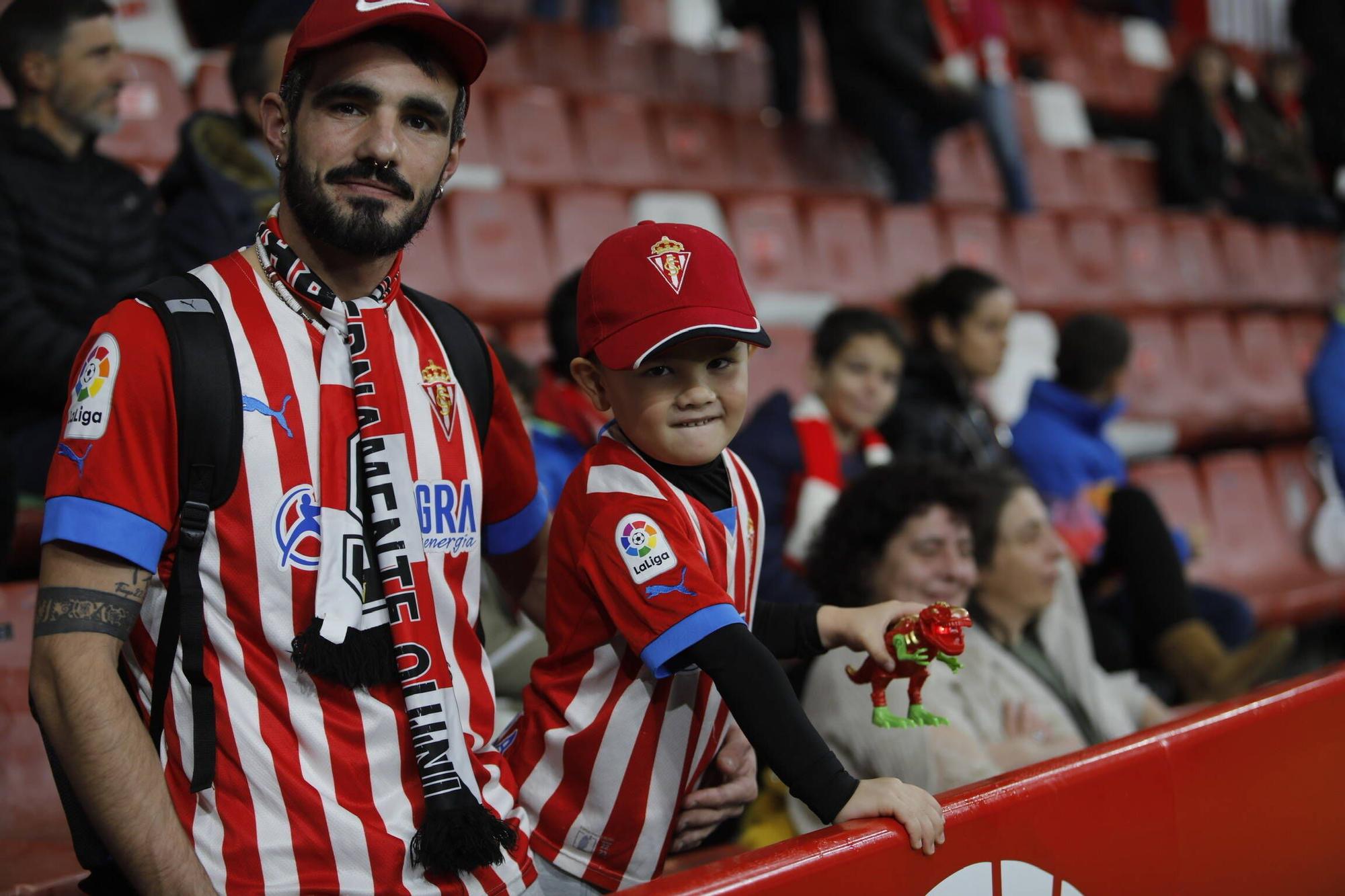 EN IMÁGENES: Partido y ambientazo en el Sporting-Levante