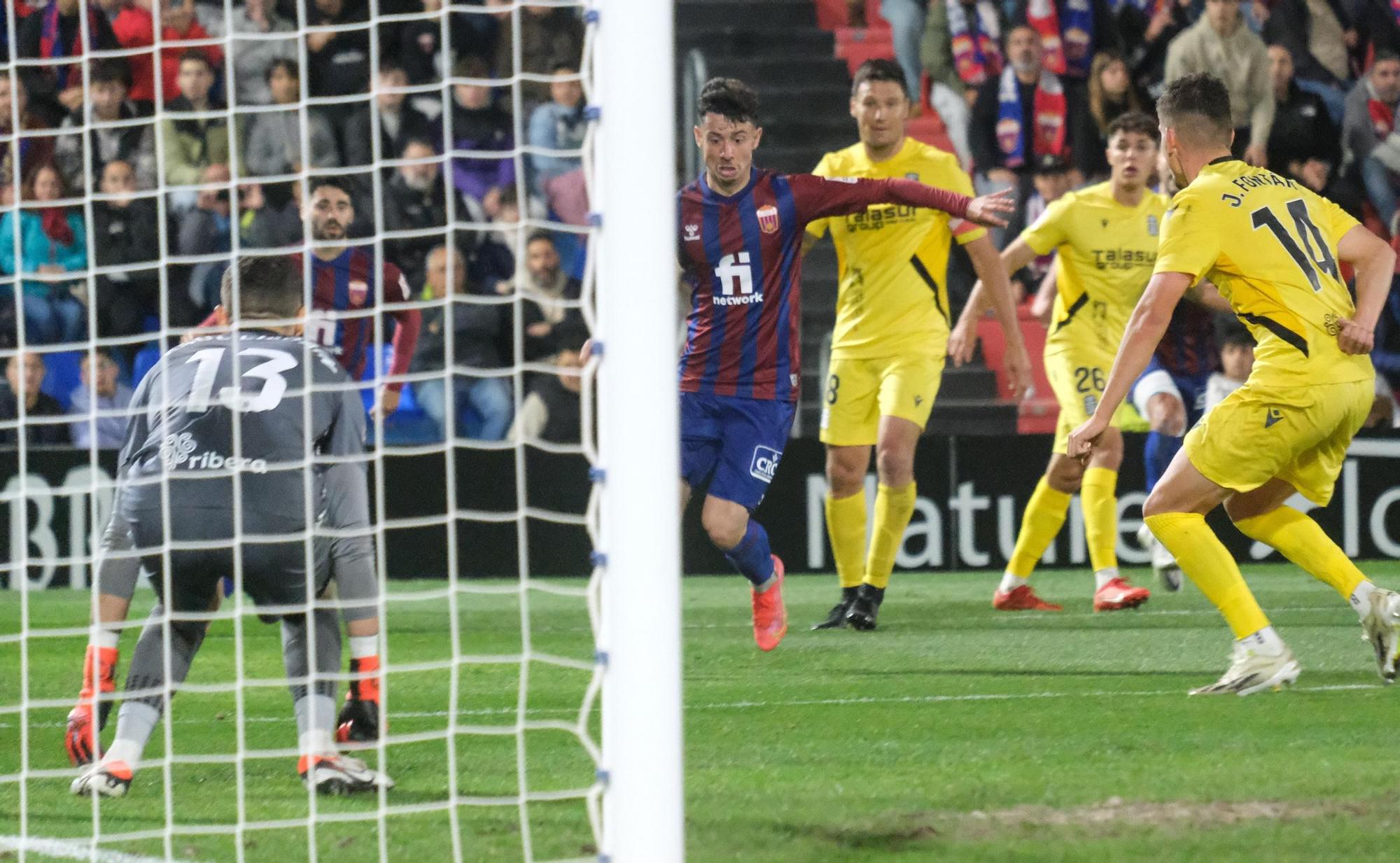 Las mejores imágenes del CD Eldense - FC Cartagena (0-0)