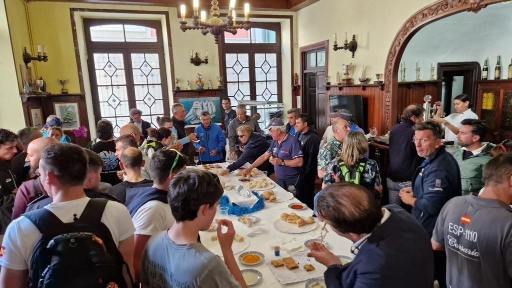 Participantes en la XXVII Regata Almirante Rodríguez Toubes de cruceros.