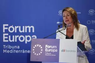 La puesta en escena de la intervención de Begoña Carrasco en el Fórum Europa