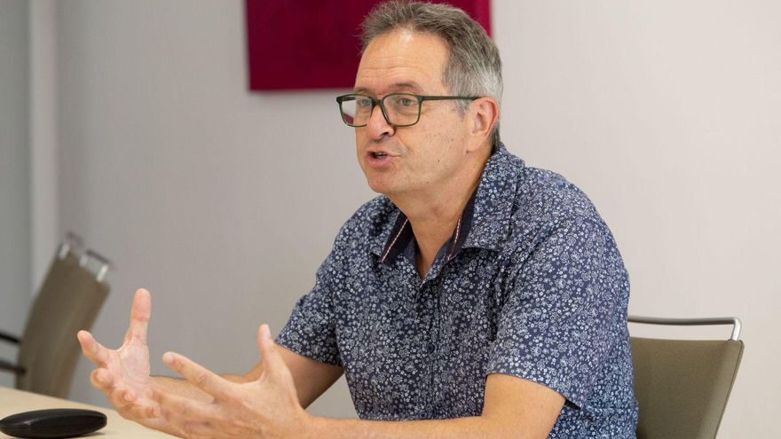 Pere Lomas, delegado del STEI: «Los ayuntamientos de Ibiza no han reservado casi nunca espacios para centros educativos»