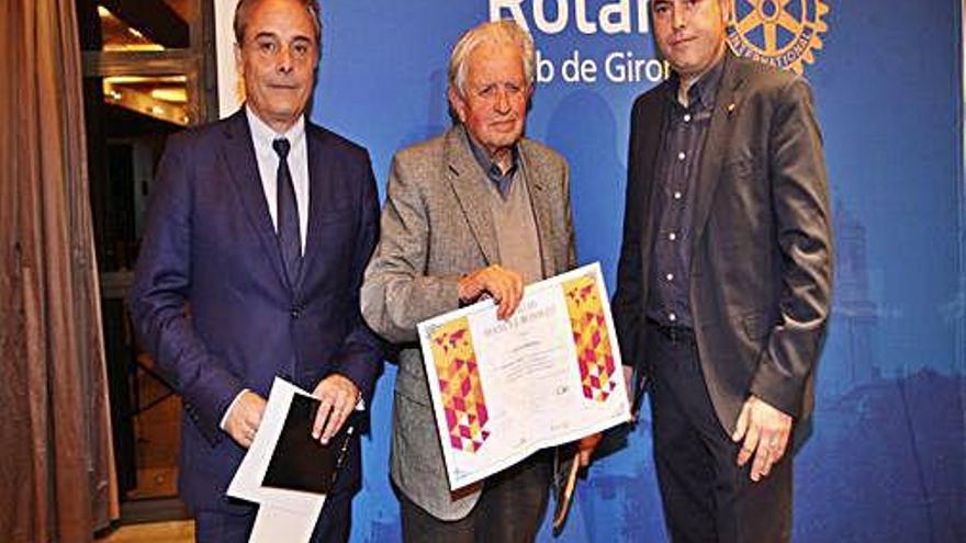 Joan Ribas va rebre el guardó ahir, en un acte a Girona.