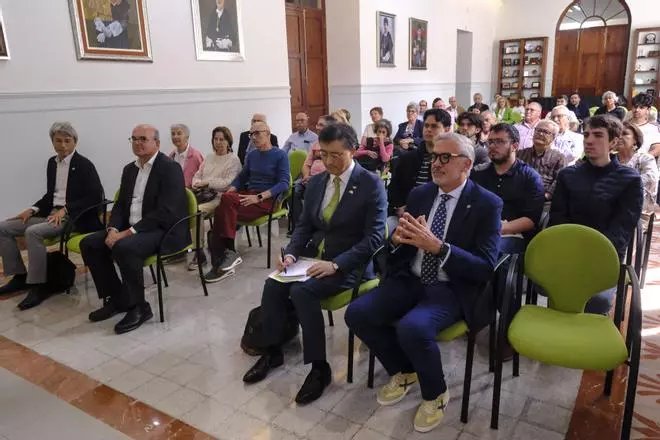 Conferencia de Shinichi Sato, ministro de la Embajada de Japón en España, en el Rectorado de la ULPGC