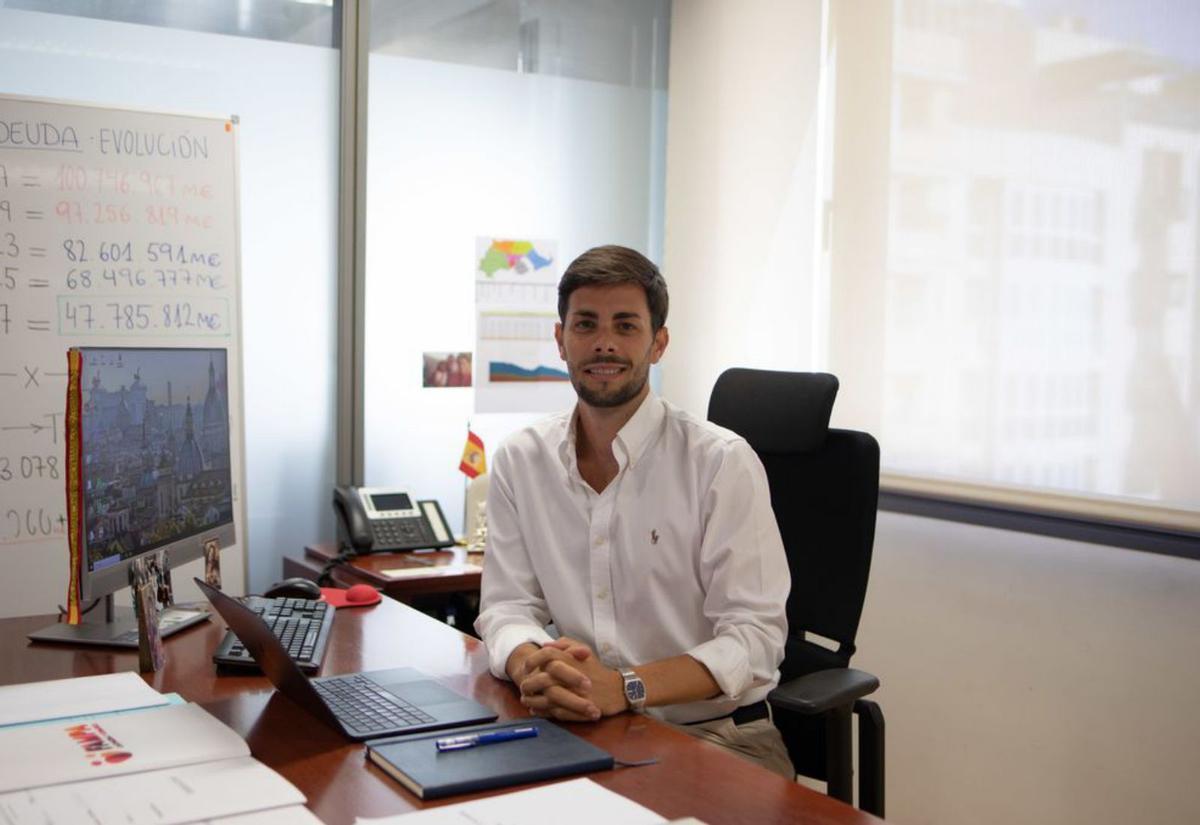 El portavoz del Partido Popular, Ignacio Jáudenes, en su despacho en el edificio administrativo de San Miguel.  | LOYOLA PÉREZ DE VILLEGAS
