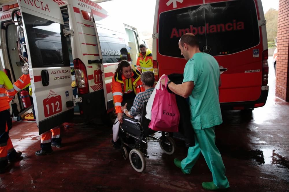 "Temporal en Asturias: El hospital de Arriondas, d