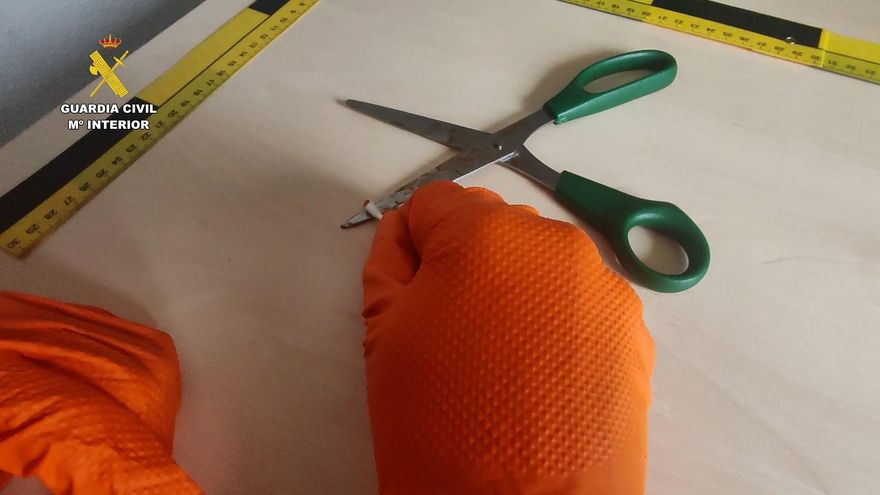Detenidos en Nàquera por apuñalar a un vecino antes de robarle el móvil y la cartera