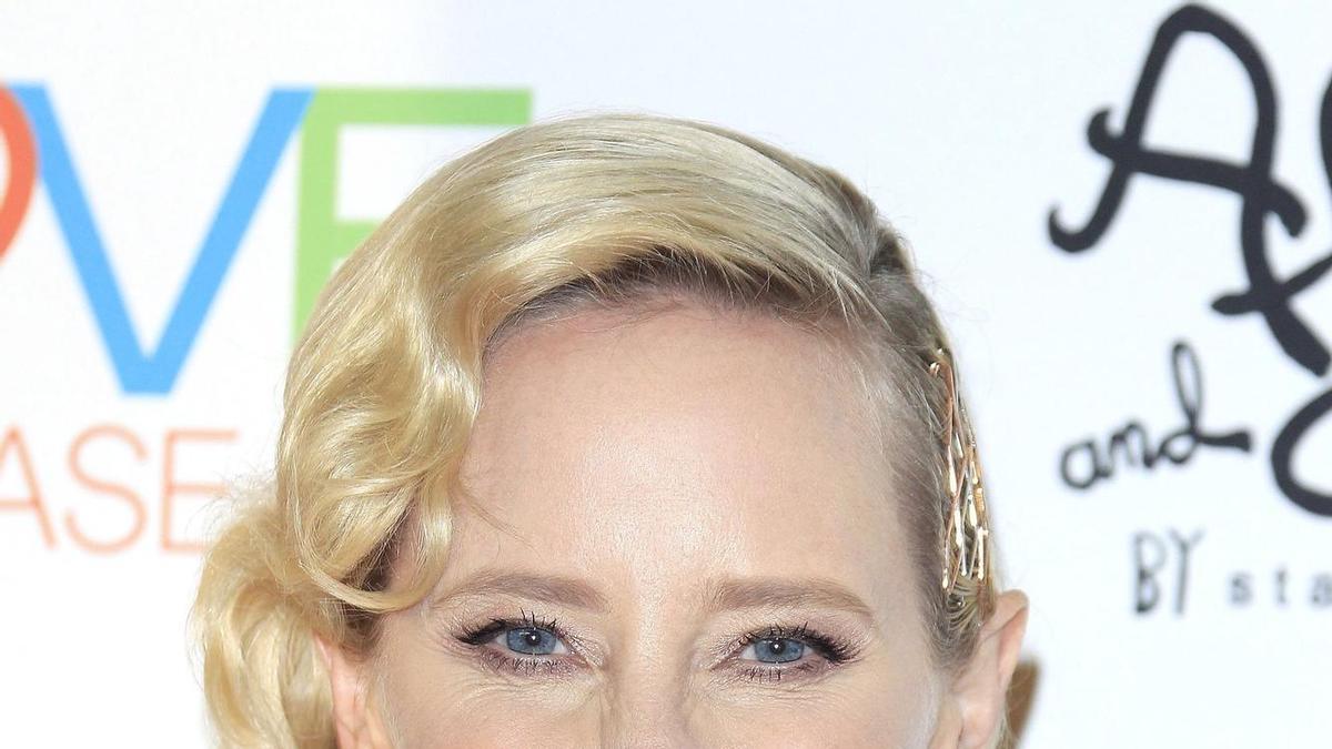 Anne Heche &quot;not expected to survive&quot; injuries sustained following car crash