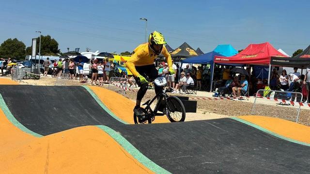 Ejea de los Caballeros acogió una vibrante jornada deportiva con ‘bikers’ de distintas categorías.