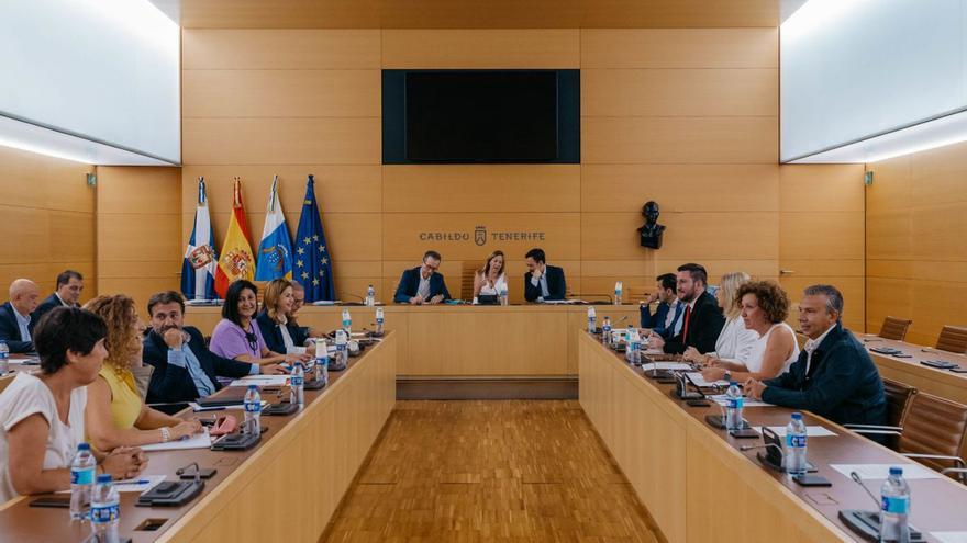 Un momento del Consejo de Gobierno del Cabildo de Tenerife. | | E.D.