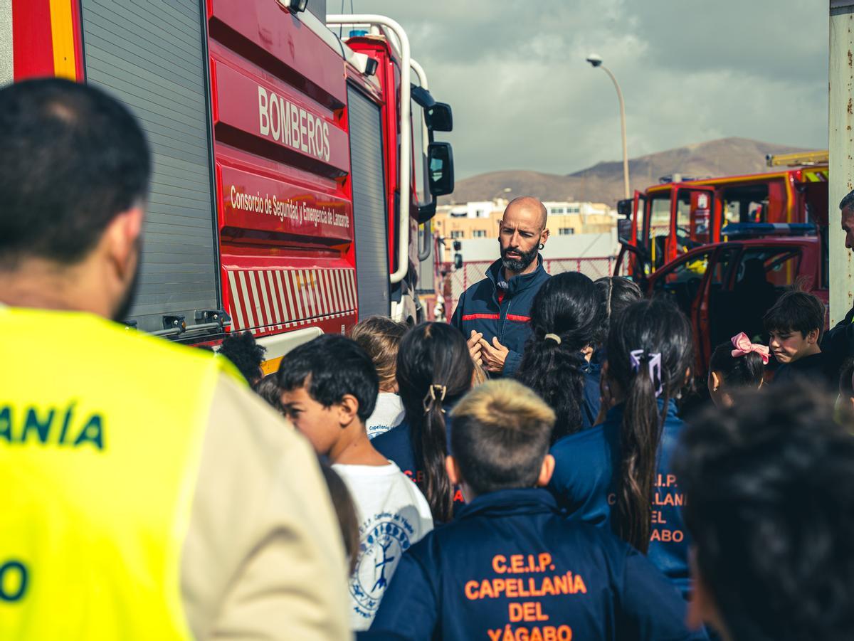 Jornadas educativas por el 35º aniversario de los bomberos de Lanzarote