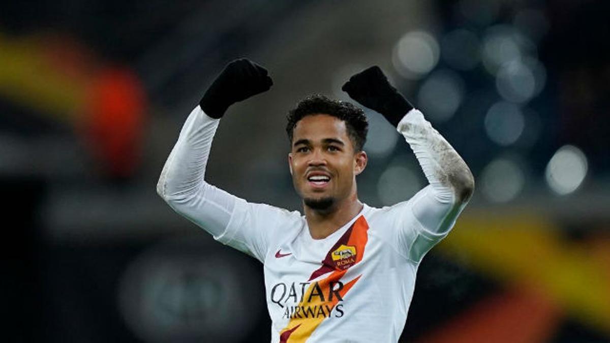 Justin Kluivert marcó en el empate de la Roma ante el Gent