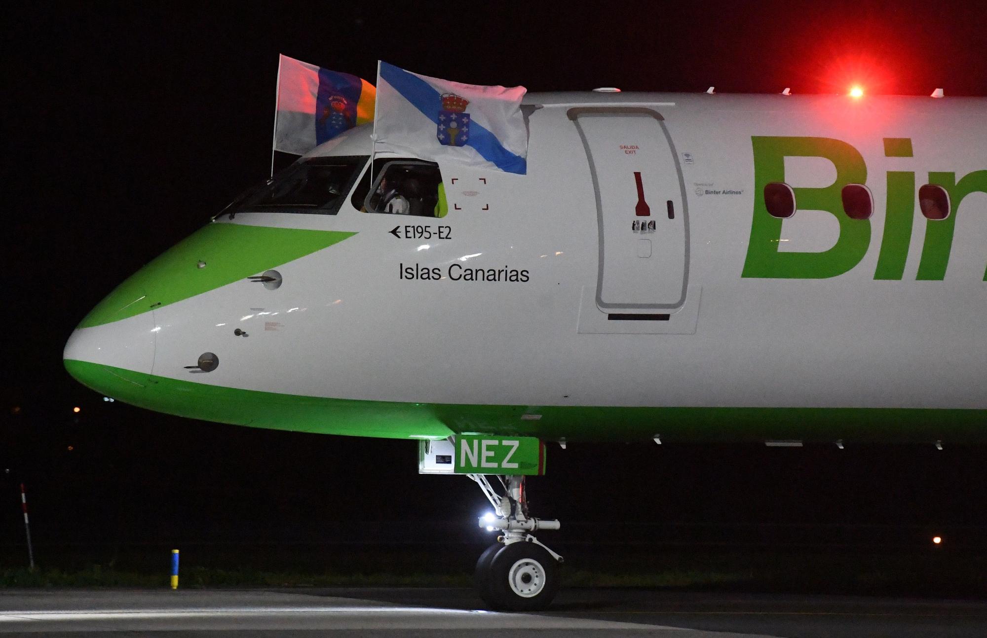 Binter estrena su vuelo directo entre A Coruña y Canarias