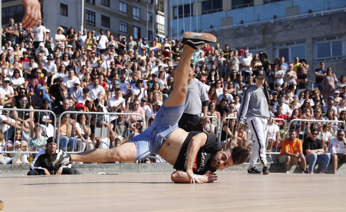 Saltos y acrobacias sobre dos ruedas: así ha sido el sábado en O Marisquiño Saltos y acrobacias sobre dos ruedas: así ha sido el sábado en O Marisquiño