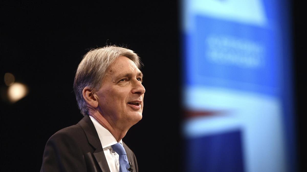 Hammond interviene en la conferencia del Partido Conservador, en Manchester