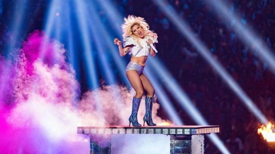 Lady Gaga suspende los 10 últimos conciertos de su gira europea