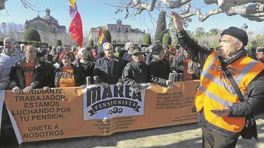 Los planes de pensiones rinden la mitad que la bolsa y los bonos