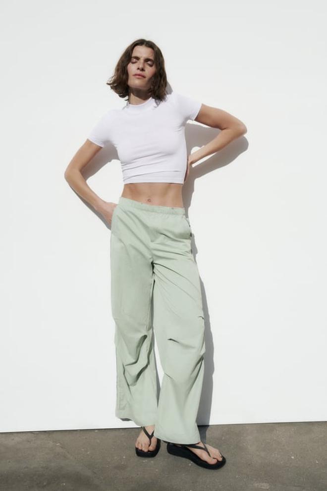 Zara pantalón nylonn