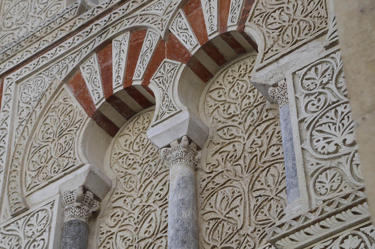 Así luce la puerta de la Concepción Antigua de la Mezquita tras su restauración