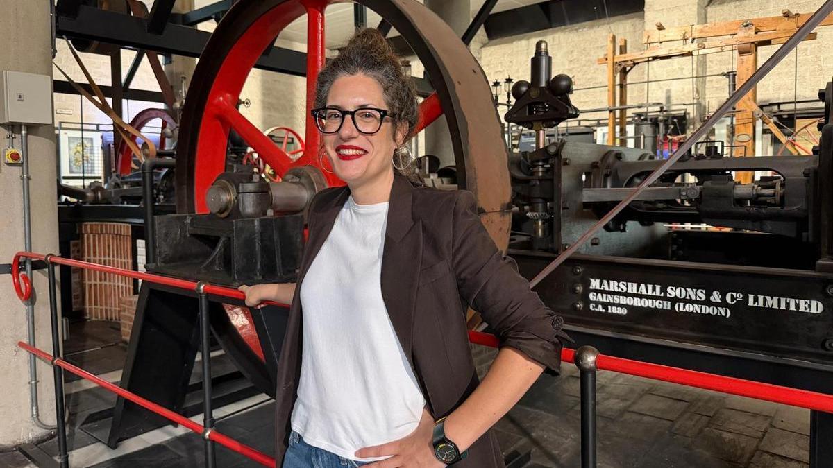 Cristina Cantero Fernández, en las instalaciones del Museo de la Minería.