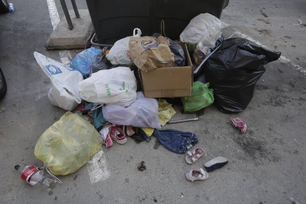 Basura en las calles de Alicante