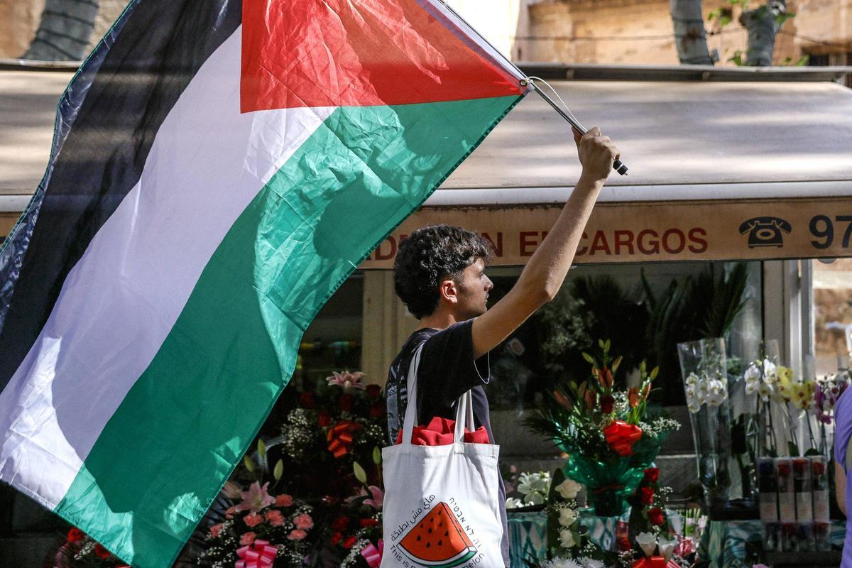 Miles de personas se manifiestan en Palma en apoyo al pueblo palestino: "El alto al fuego no es paz"