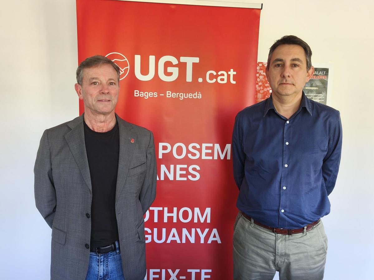 Leo Clares, secretari general d'UGT a Bages-Berguedà, i Òscar Riu, secretari de Politica Sindical d'UGT a Catalunya, a la seu del sindicat a Manresa