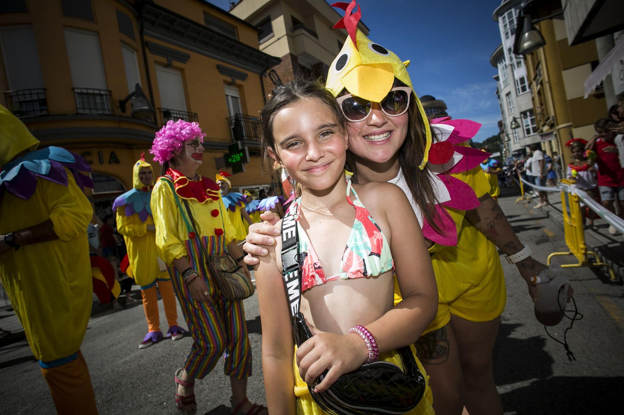 ¿Ganas de fiesta? Así fue el Descenso Folklórico del Nalón de 2019, el último que se celebró... hasta este sábado