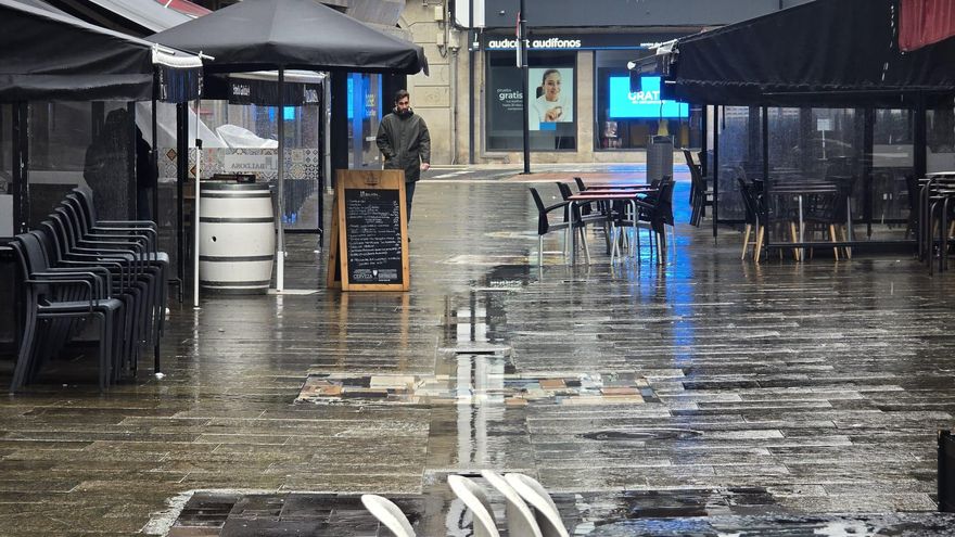 Ravella dio 12 horas a los hosteleros para ordenar sus terrazas