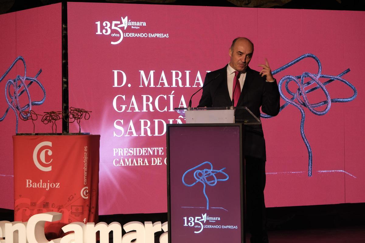 Mariano García Sardiña, presidente de la Cámara de Comercio de Badajoz se dirige a los asistentes.