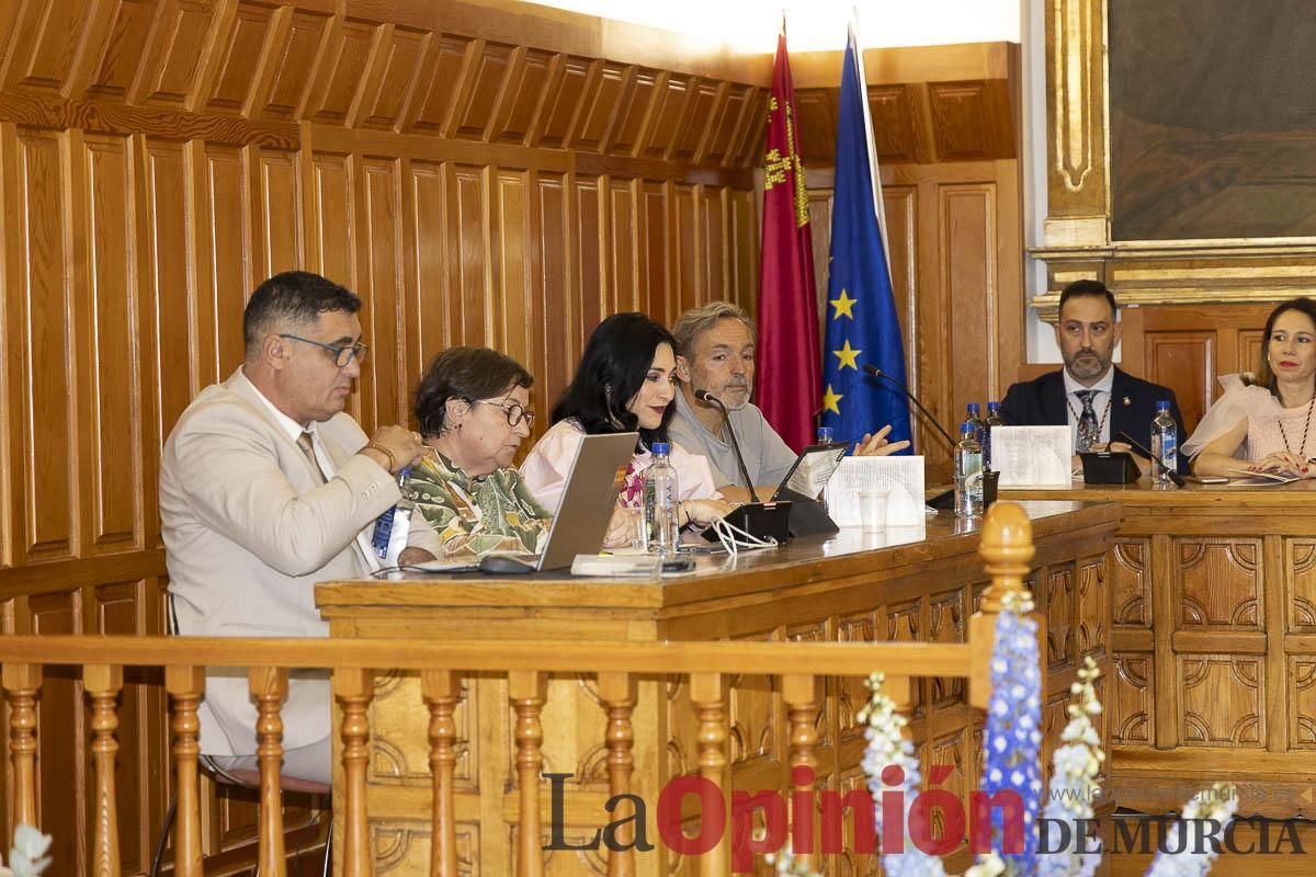 Así se ha vivido el emocionante acto del nombramiento de 'Hijo Predilecto' de Caravaca al doctor Juan Manuel Laborda