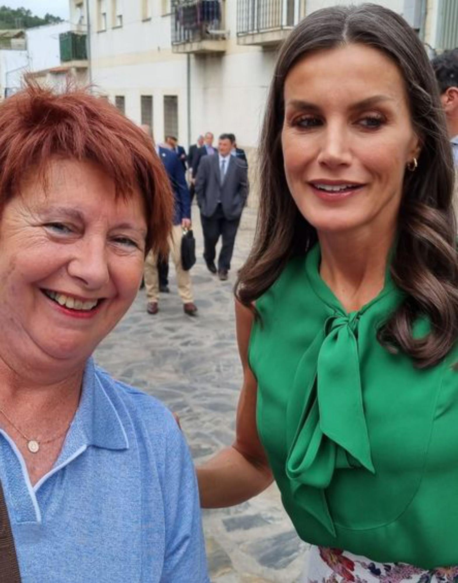 Letizia, con la ovetense Pilar Valdés.