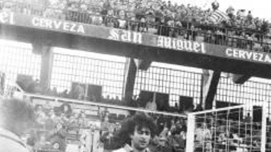 Debut de Kempes con el Hércules, el 30 de diciembre de 1984, contra el Real Zaragoza.