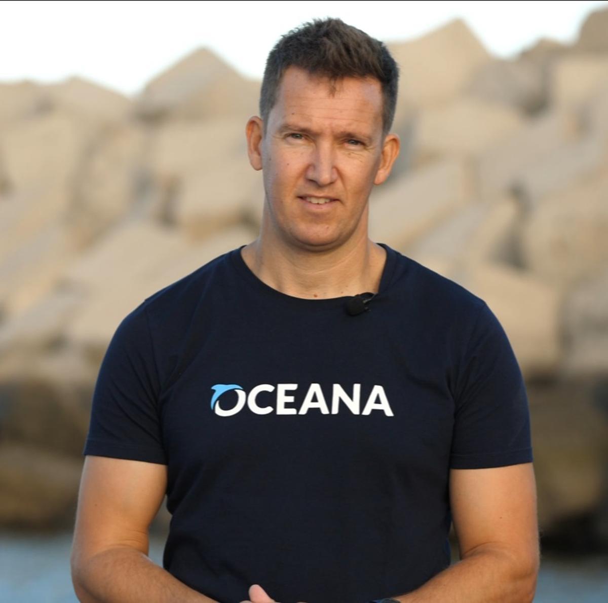 Michael Sealey, miembro de Oceana y experto en áreas marinas protegidas