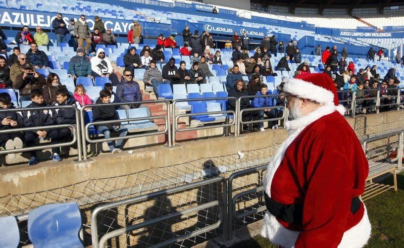 Entrenamiento a puerta abierta del Real Zaragoza en La Romareda