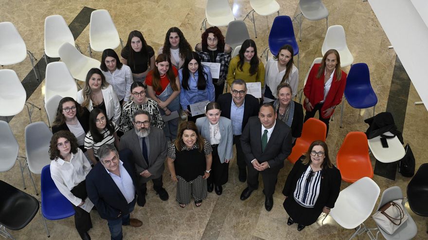 La Universidad de Murcia entrega las becas ‘Piedad de la Cierva’ a 23 alumnas de carreras STEM