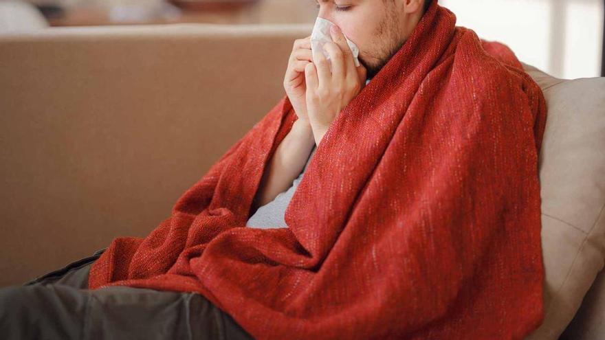 Cómo evitar los resfriados del aire acondicionado