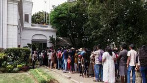 Manifestantes en Colombo, Sri Lanka. 