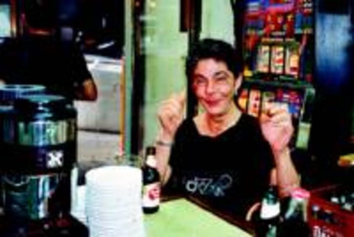 Rosario Endrinal, en un bar de Barcelona. Rosario Endrinal, en un bar de Barcelona.