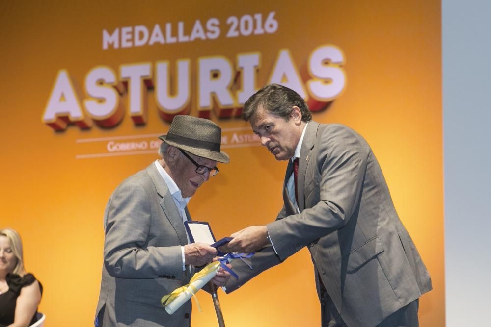Entrega de las medallas de Asturias
