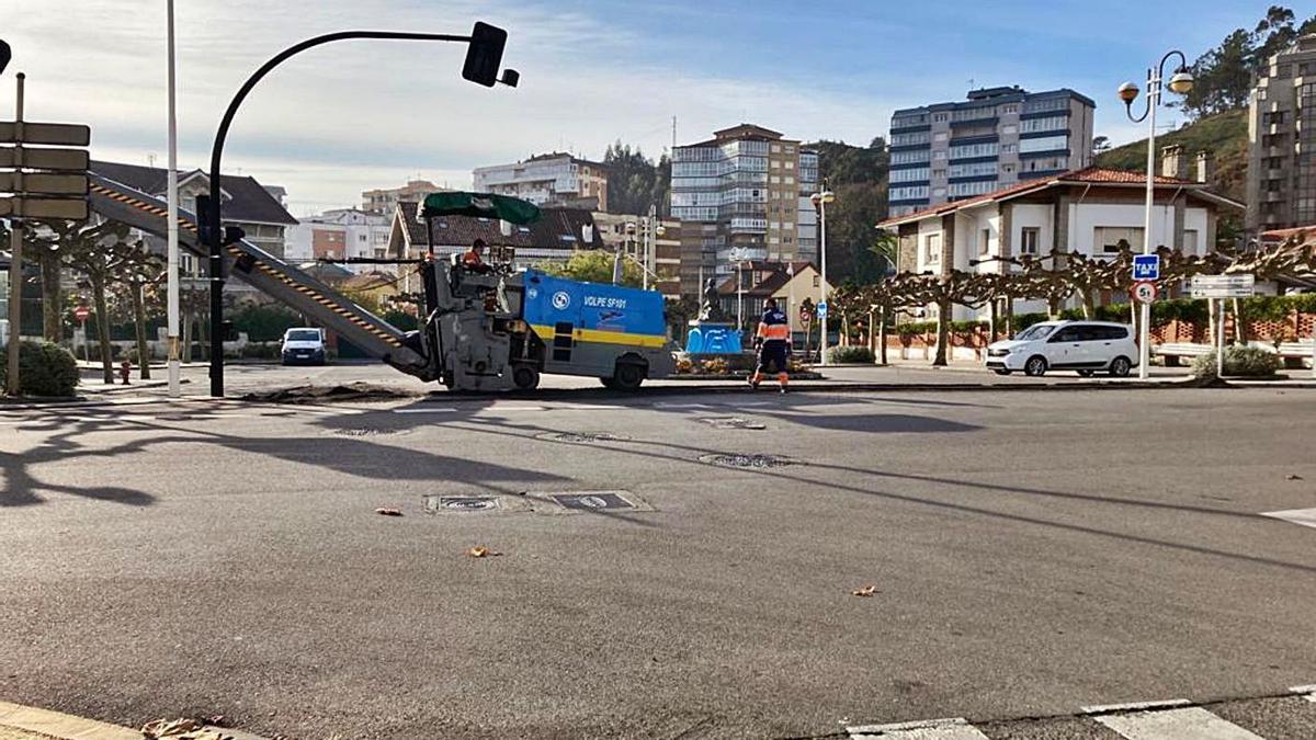 Empieza la pavimentación de la plazoleta del Niño, en Salinas | I. M.