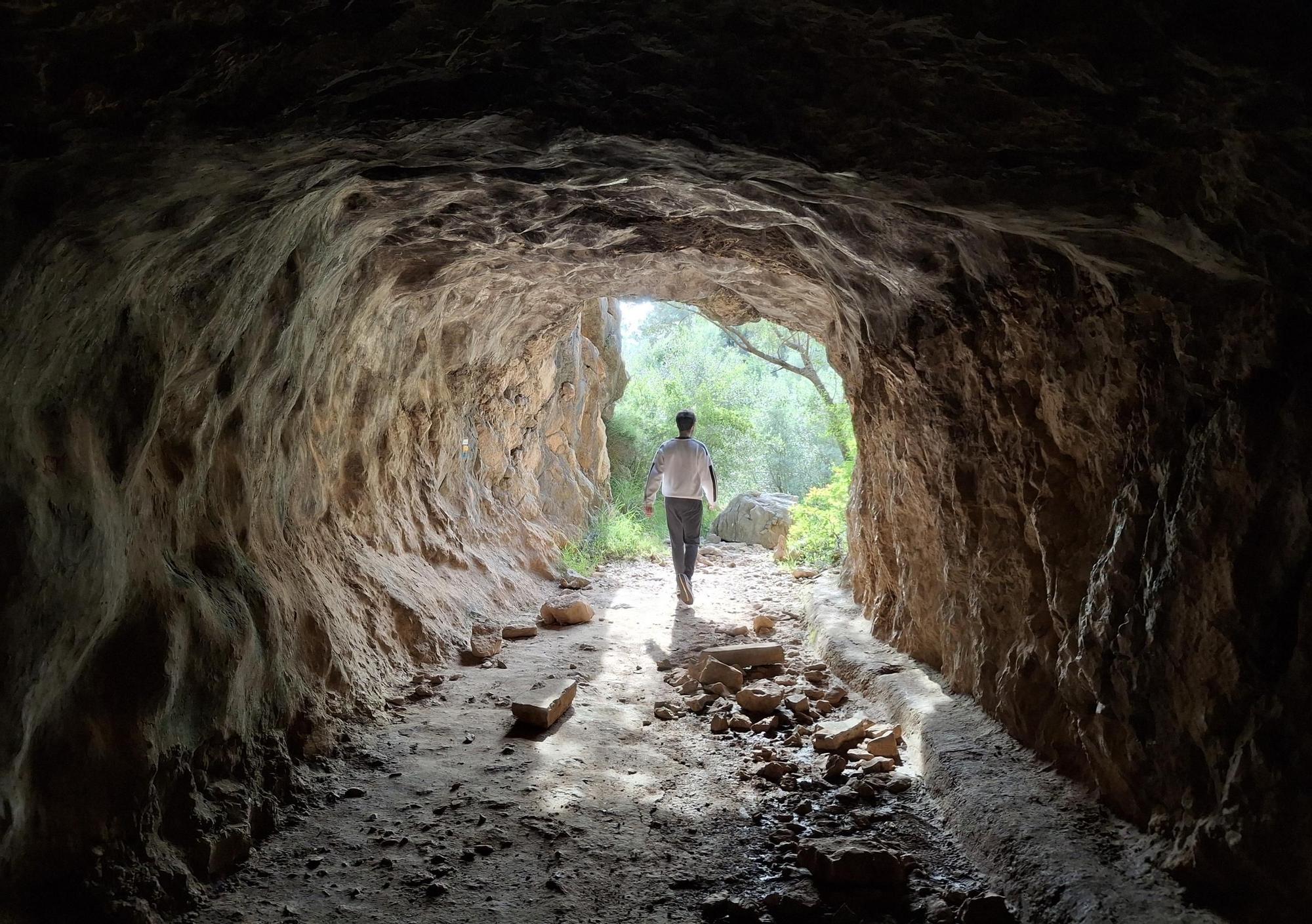 A pie de presa: la fallida obra pública encajonada en un claustrofóbico cañón (imágenes)