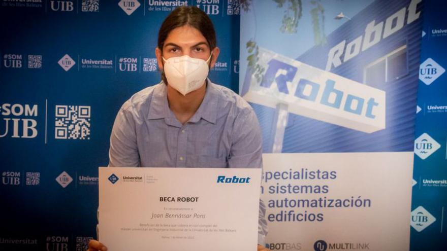 El estudiante de la UIB Joan Bennàssar Pons  gana la beca ROBOT de ingeniería industrial