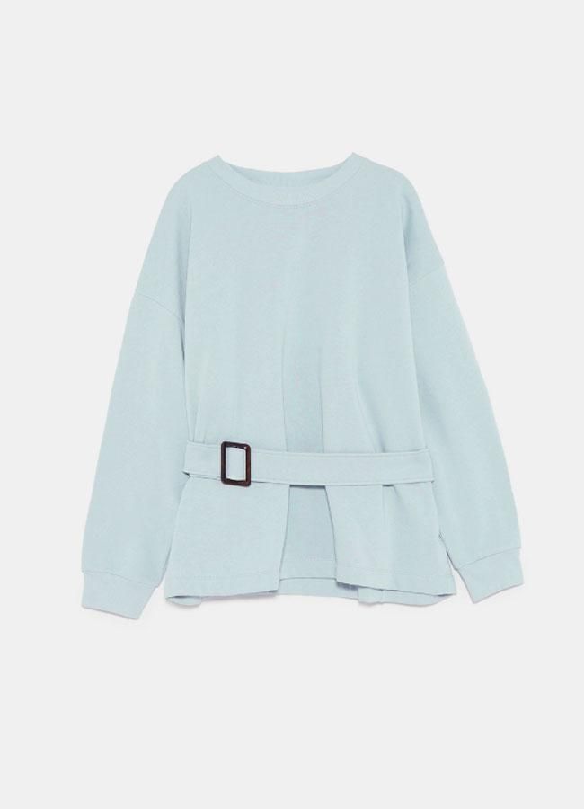 Sudadera con cinturón de Zara